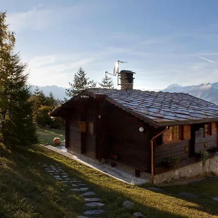 Rosso 38 Chalet Pila (Valle d'Aosta)