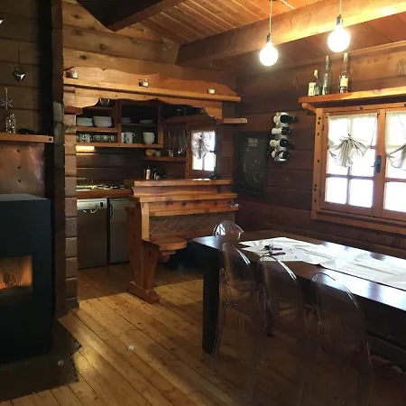 Chalet Rosso 38 Chalet