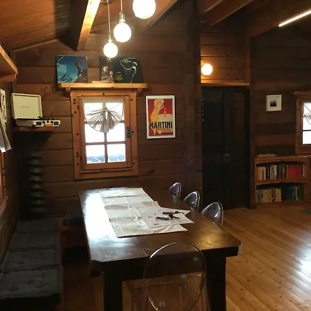 Rosso 38 Chalet Chalet *